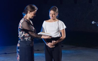 Podelitev nagrade mala Veronika Mii Valenčič